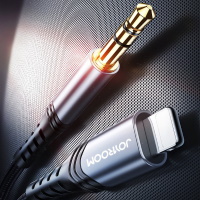 iPhone audio adapter lightning-AUX (3.5mm) ― DELTAMOBILE